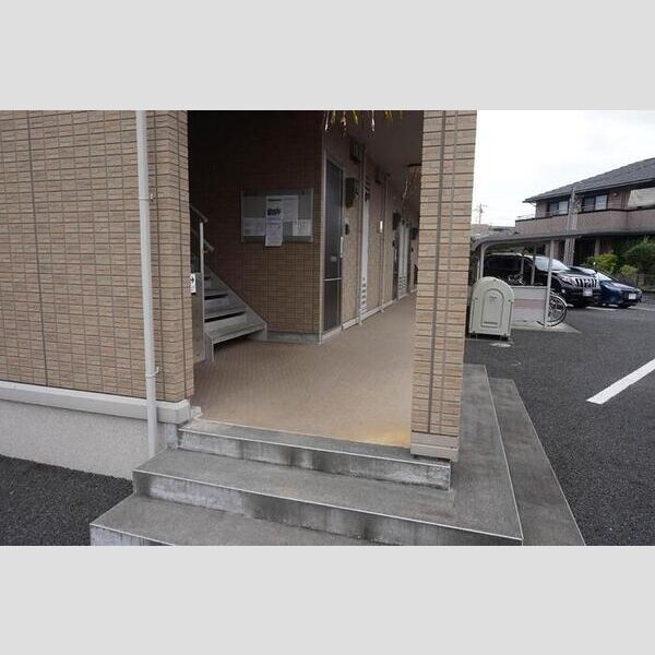 エントランス (エントランス)