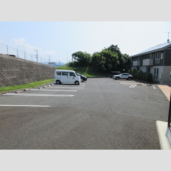 駐車場 (駐車場)