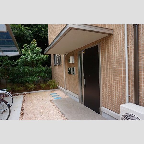 現地周辺 (オートロック)