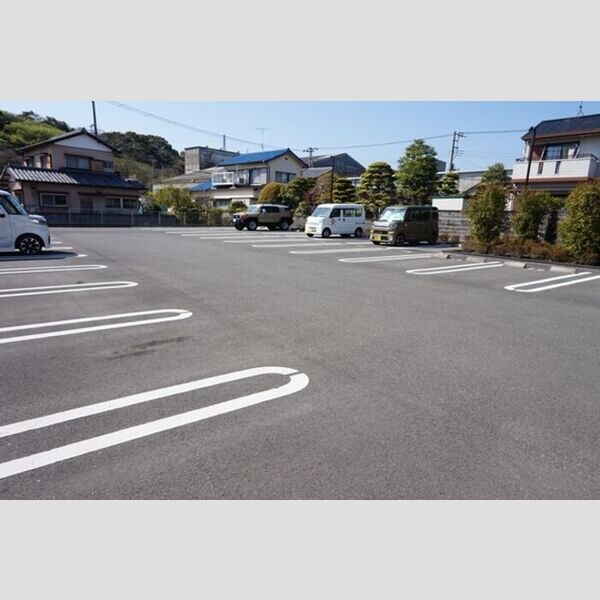 駐車場 (駐車場)