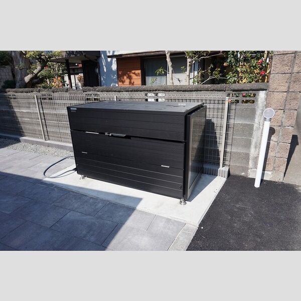 現地周辺 (ゴミ置き場)