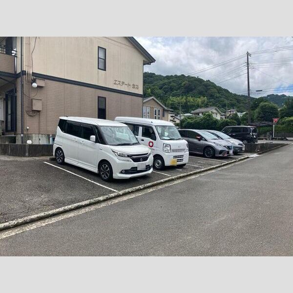 駐車場 (駐車場)
