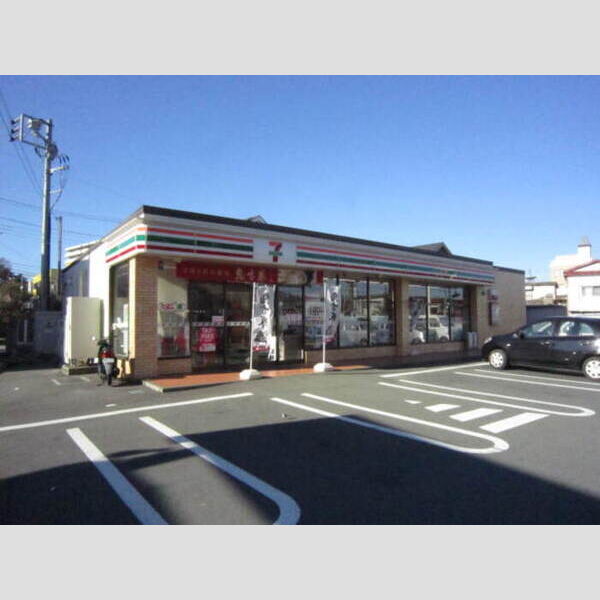 現地周辺 (セブンイレブン)