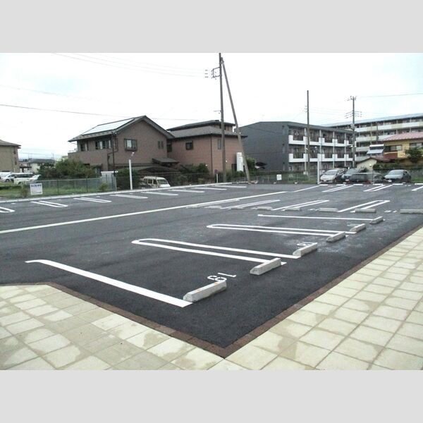 駐車場 (駐車場)