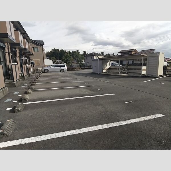 駐車場 (駐車場)