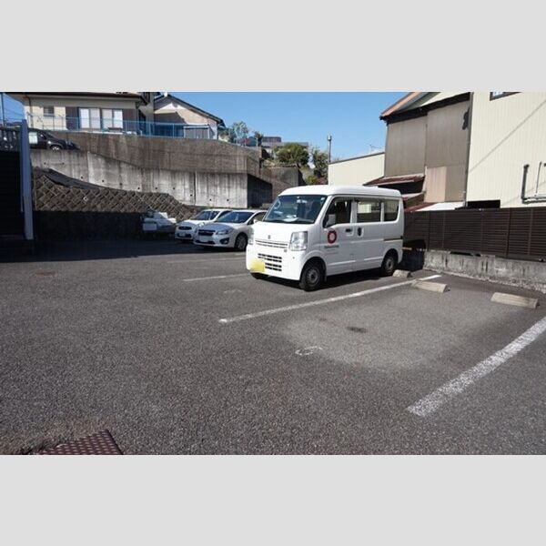 駐車場 (駐車場)