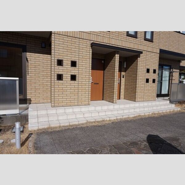 エントランス (エントランス)