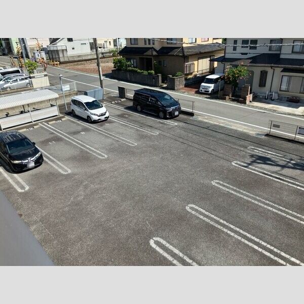 駐車場 (駐車場)