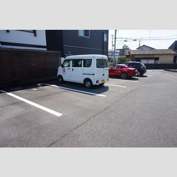 駐車場 (駐車場)