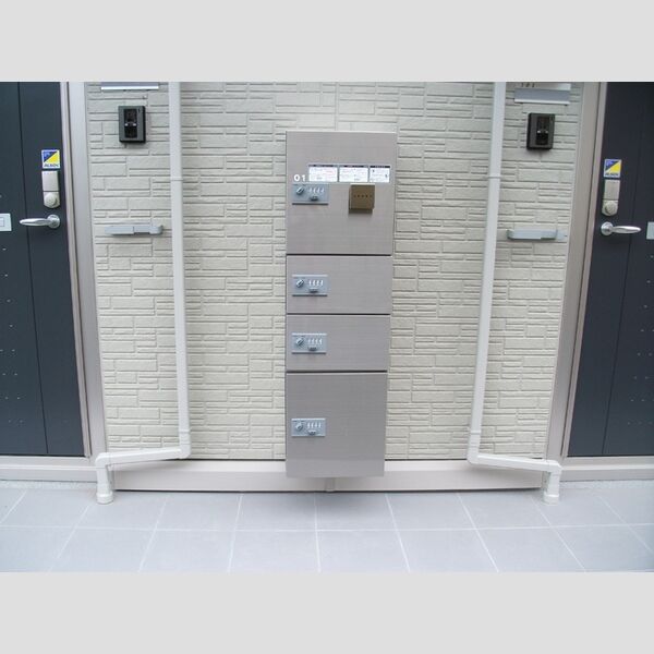 現地周辺 (宅配ボックス)