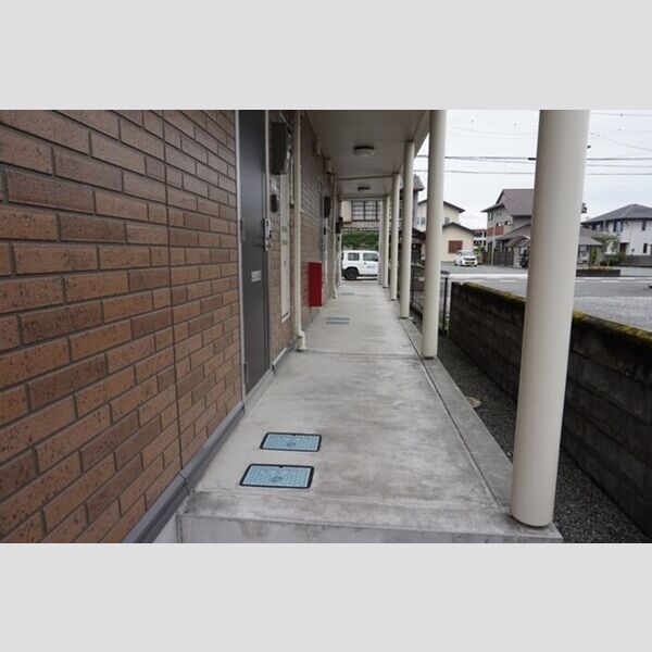 エントランス (エントランス)