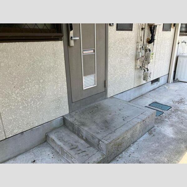 エントランス (エントランス)