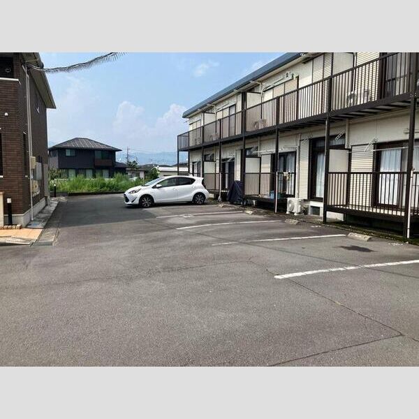 駐車場 (駐車場)