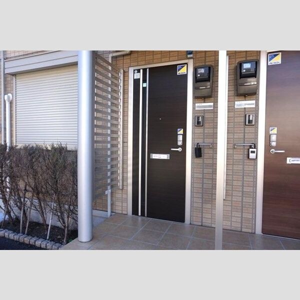 エントランス (エントランス)