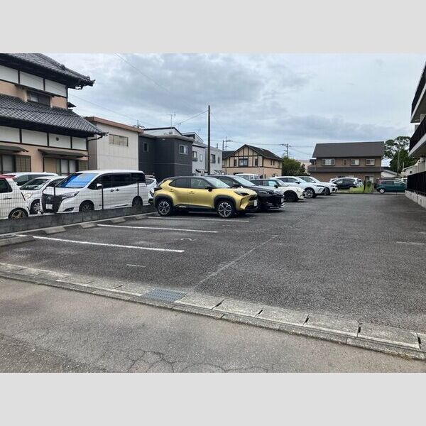 駐車場 (駐車場)