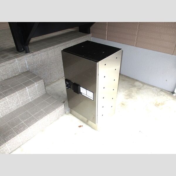 現地周辺 (宅配ボックス)