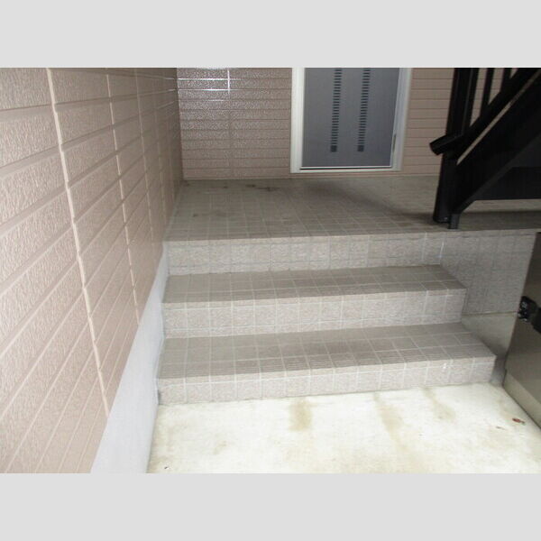 エントランス (エントランス)