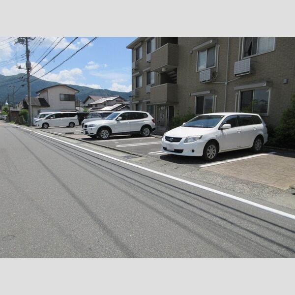駐車場 (駐車場)