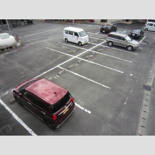 駐車場 (駐車場)