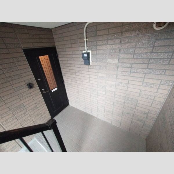 エントランス (エントランス)