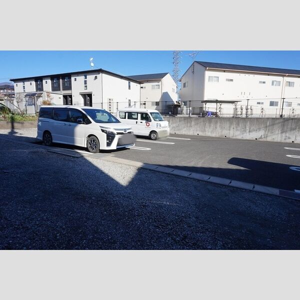駐車場 (駐車場)