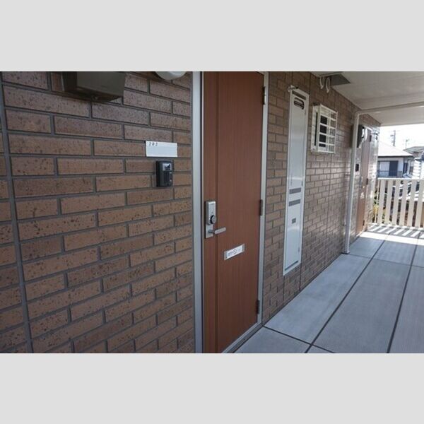 エントランス (エントランス)