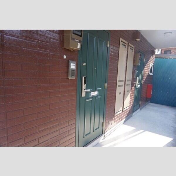 エントランス (エントランス)