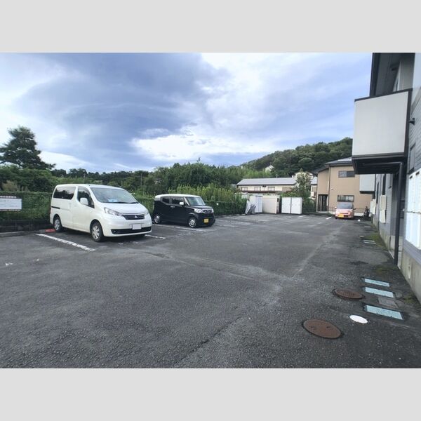 駐車場 (駐車場)