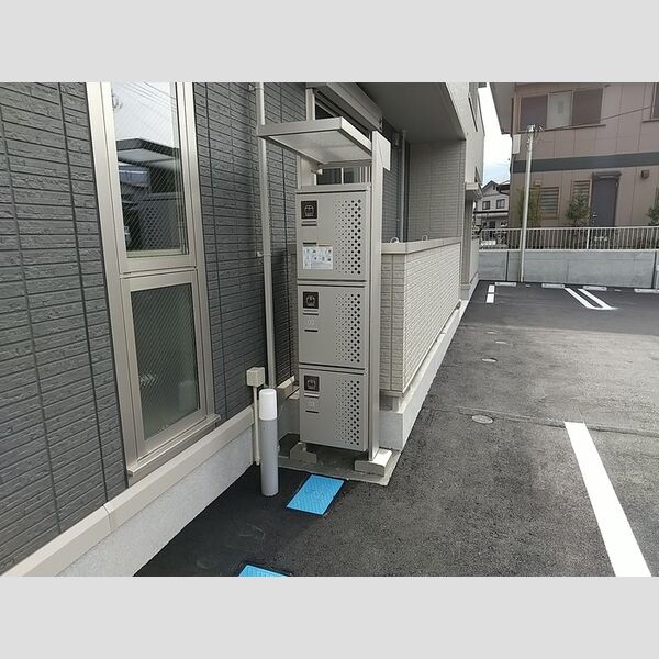 現地周辺 (宅配BOX)