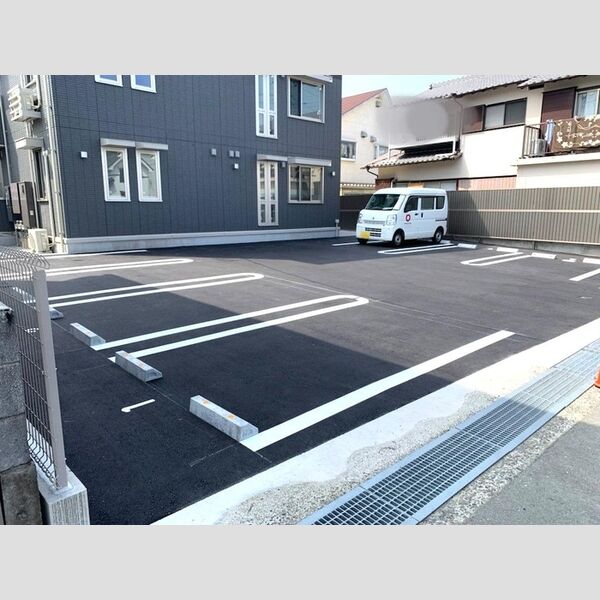 駐車場 (駐車場)