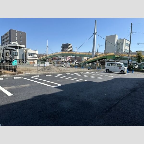 駐車場 (駐車場)