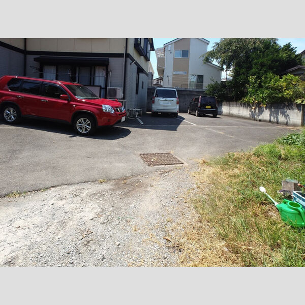 駐車場 (駐車場)