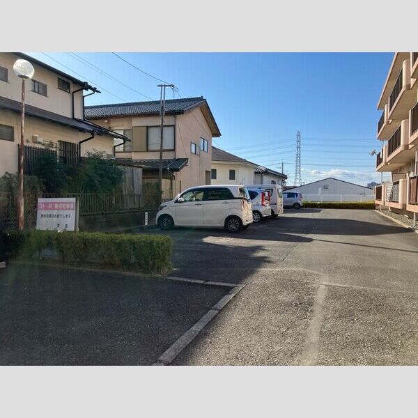 駐車場 (駐車場)