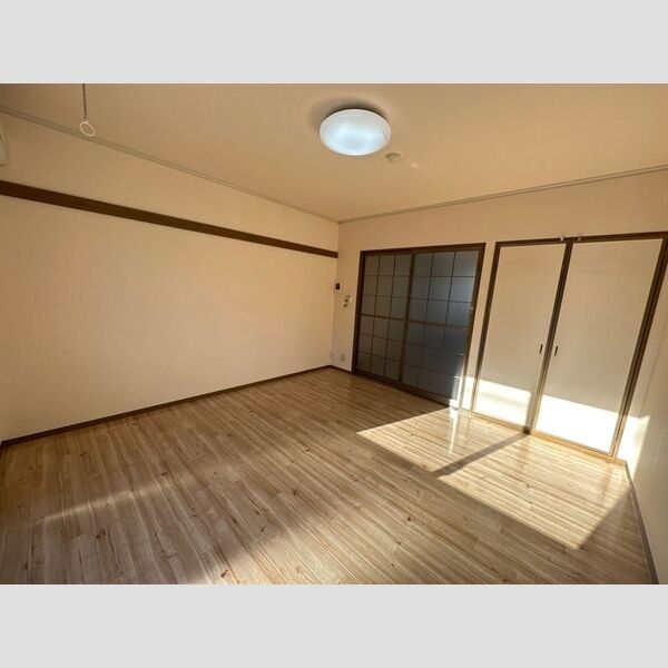 居室・リビング (洋室①)