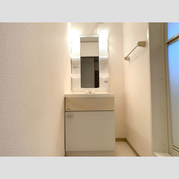 洗面所 (洗面化粧台)