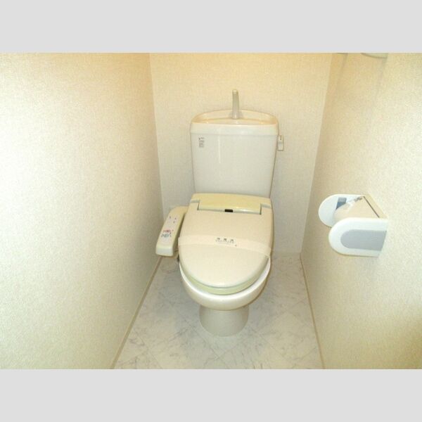 トイレ (温水洗浄暖房便座)