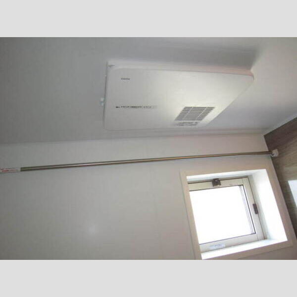 バス (浴室乾燥機)