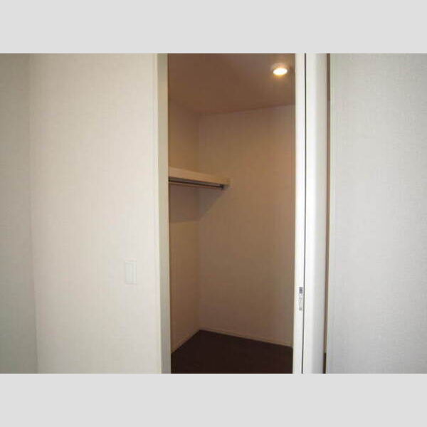 収納 (ウォークインクローゼット)