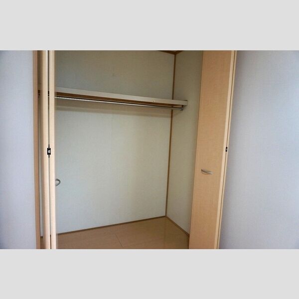 収納 (クローゼット)