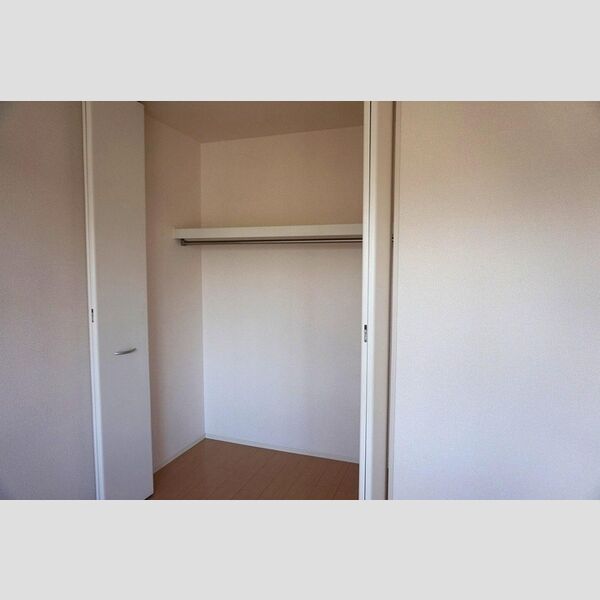 収納 (クローゼット)