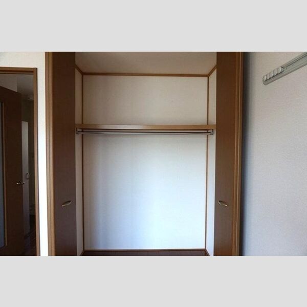 収納 (クローゼット)