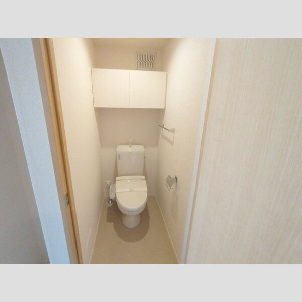 トイレ (温水洗浄暖房便座)