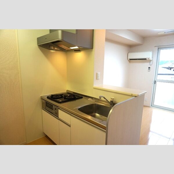 キッチン (対面式システムキッチン)