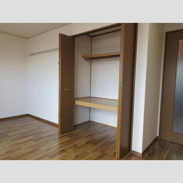 収納 (クローゼット)
