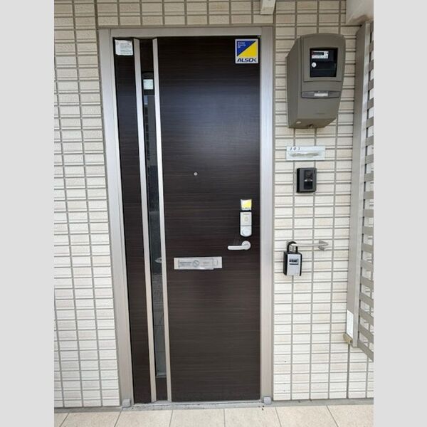 玄関 (玄関)