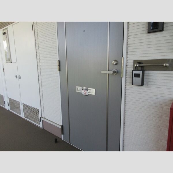 その他 (ドアポスト)