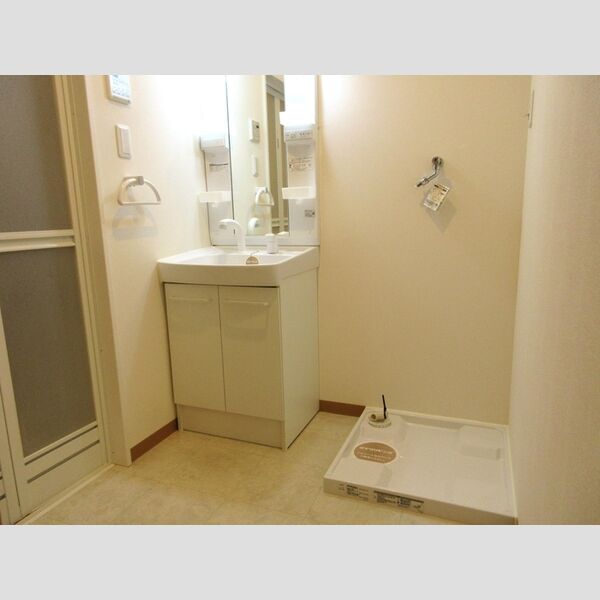 洗面所 (洗髪洗面化粧台)