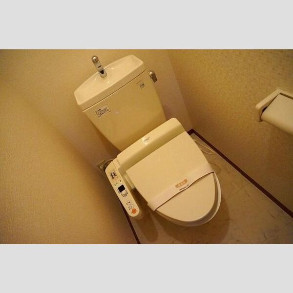 トイレ (温水洗浄暖房便座)