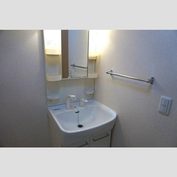 洗面所 (洗髪洗面化粧台)