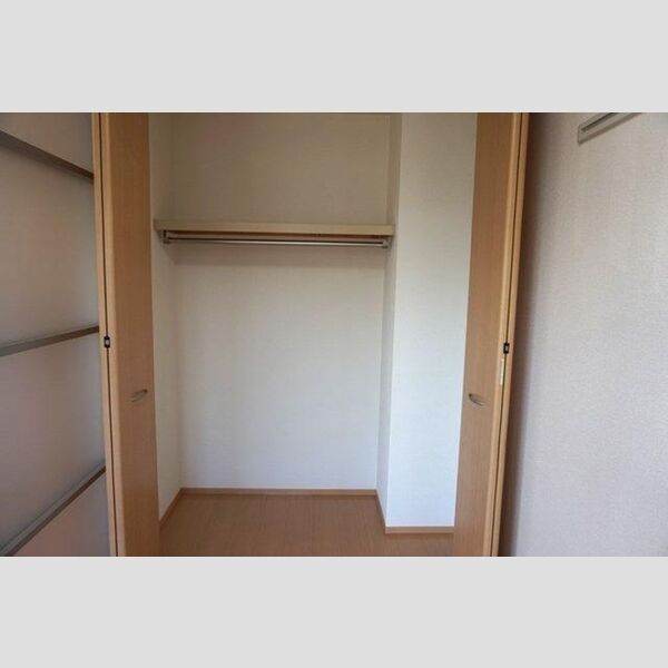 収納 (クローゼット)